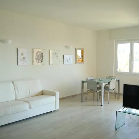 Casa Marina Апартаменты *